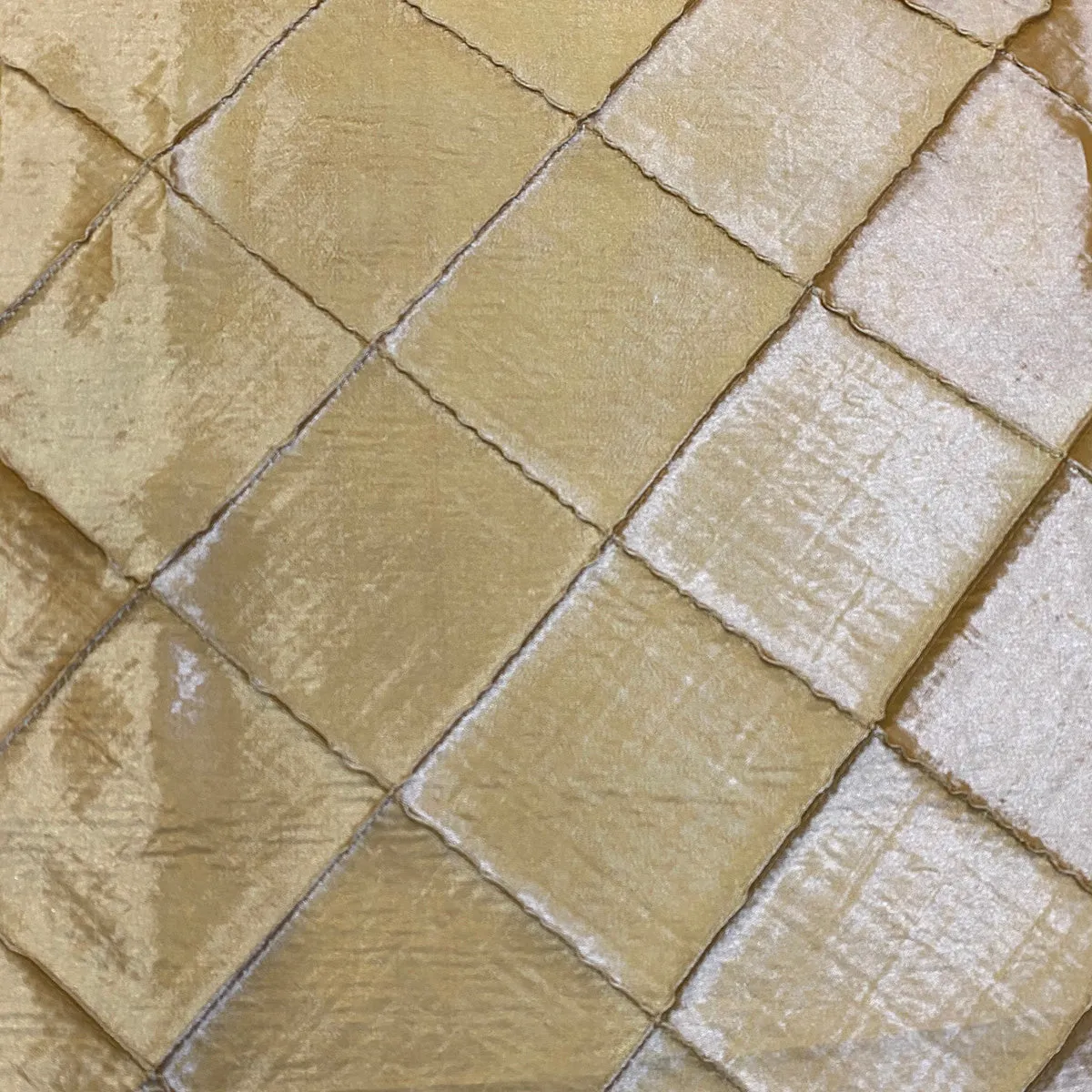 137pcs - 4" Pintuck Taffeta Table Napkin 18"x18" Square - Champagne 060
