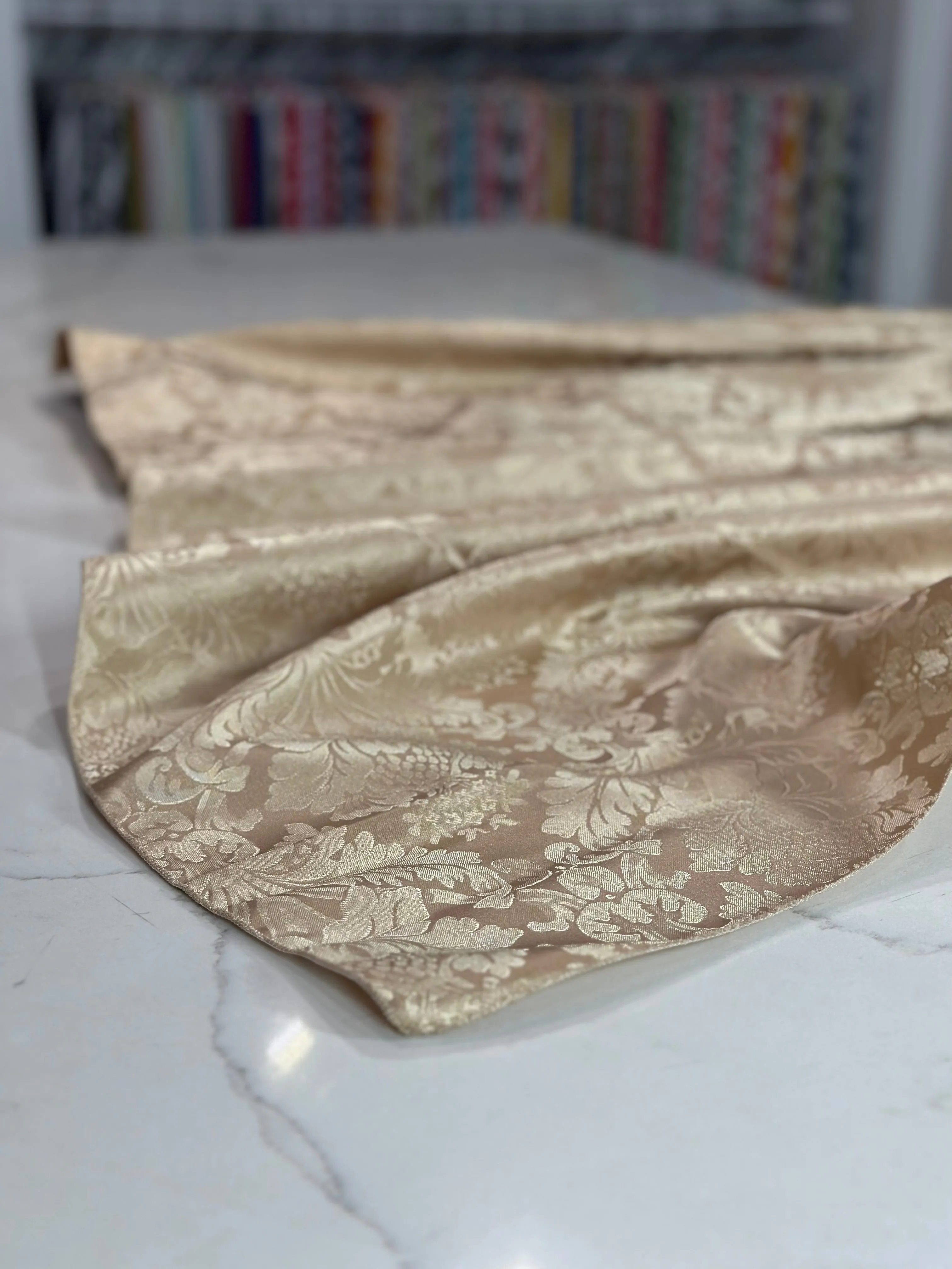 1pc - Damask Poly Table Linen 120" Round - Taupe
