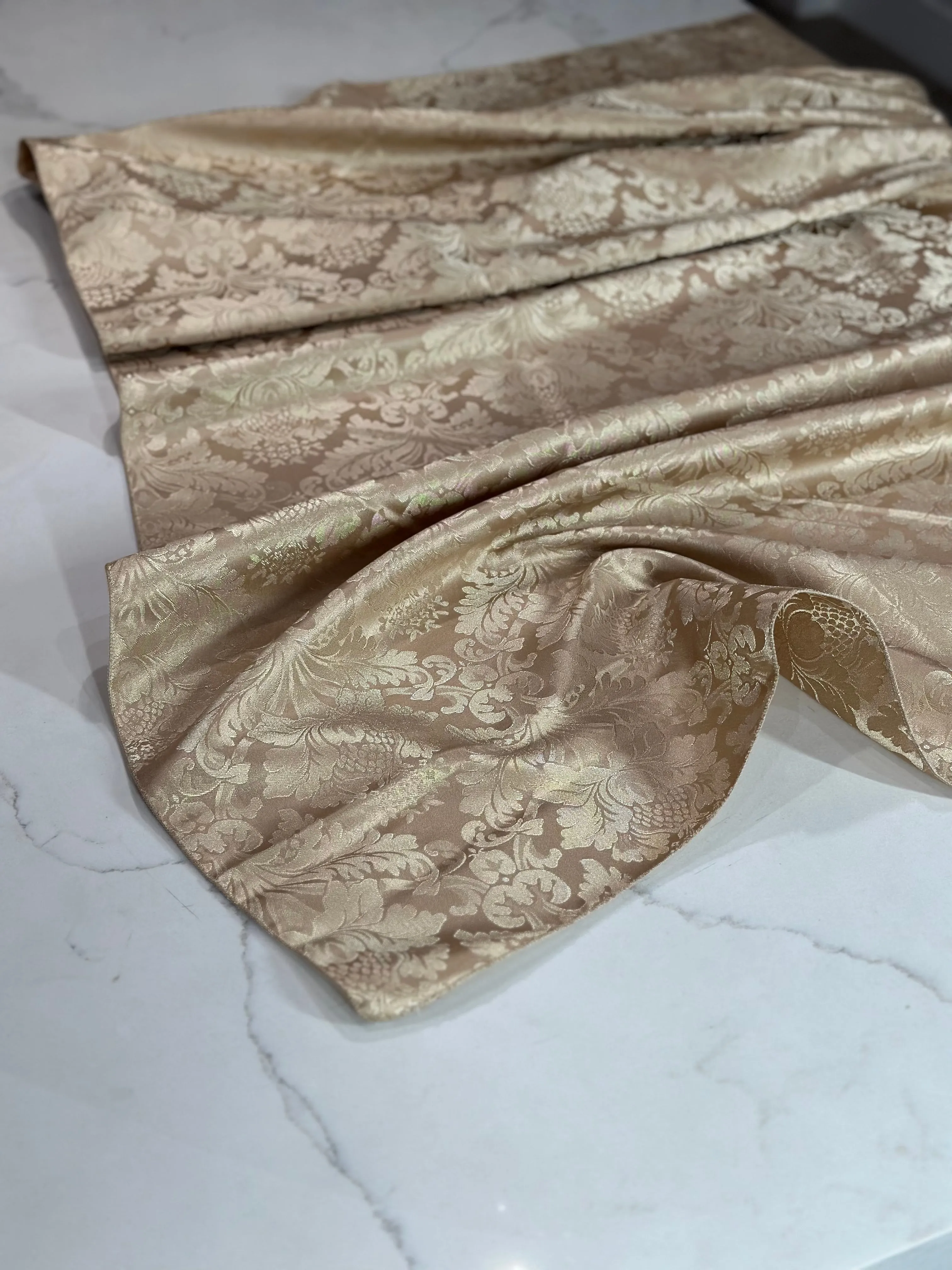 1pc - Damask Poly Table Linen 120" Round - Taupe