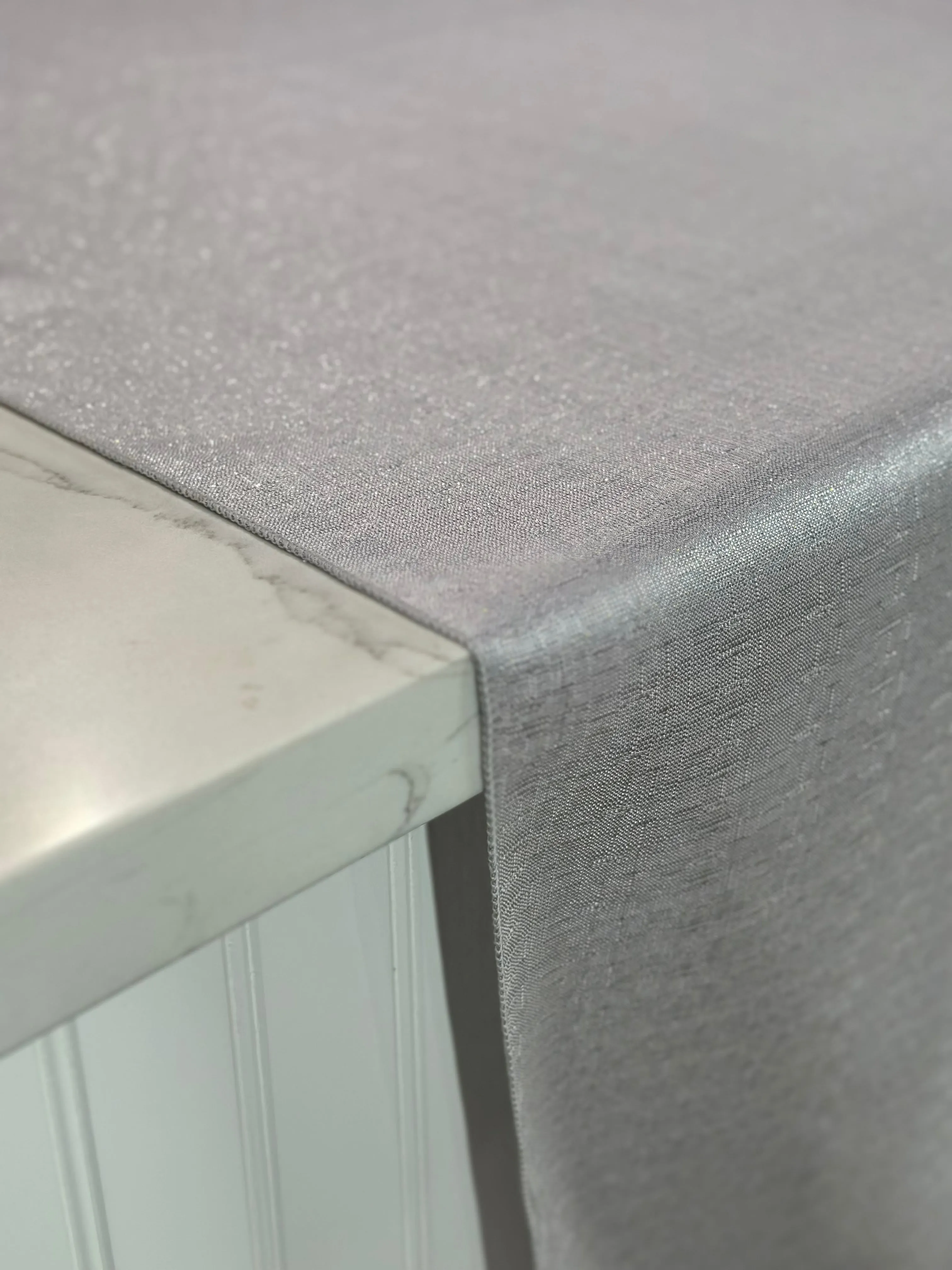 1pc - Metallic Burlap Table Linen 92"x158" Banquet - Silver/Silver