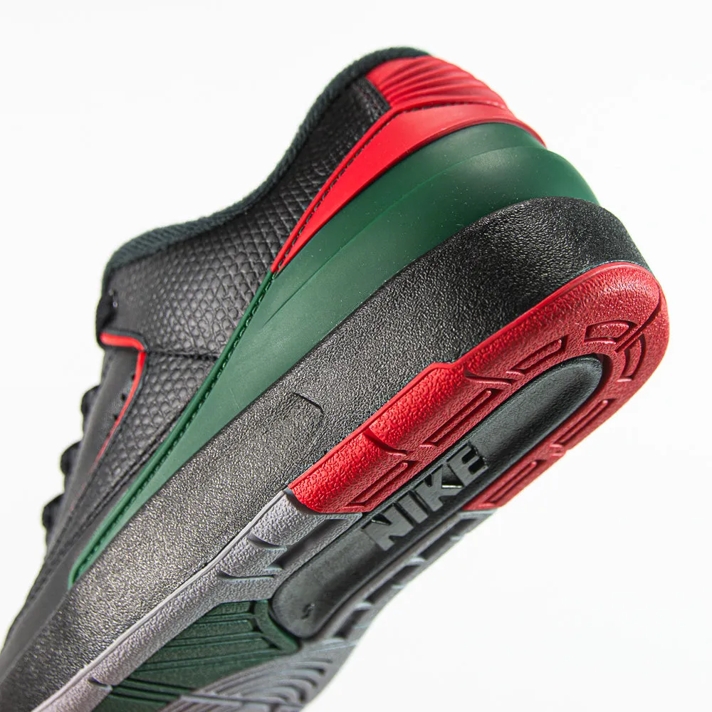 Air Jordan 2 Retro Low (Black/Fire Red-Fir-Cement)