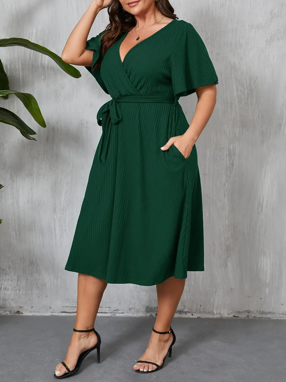 Beautife Women's Plus Size V Neck Dress Tie Front Ruffle Short Sleeve Ribbed Knit Summer Midi Dresses