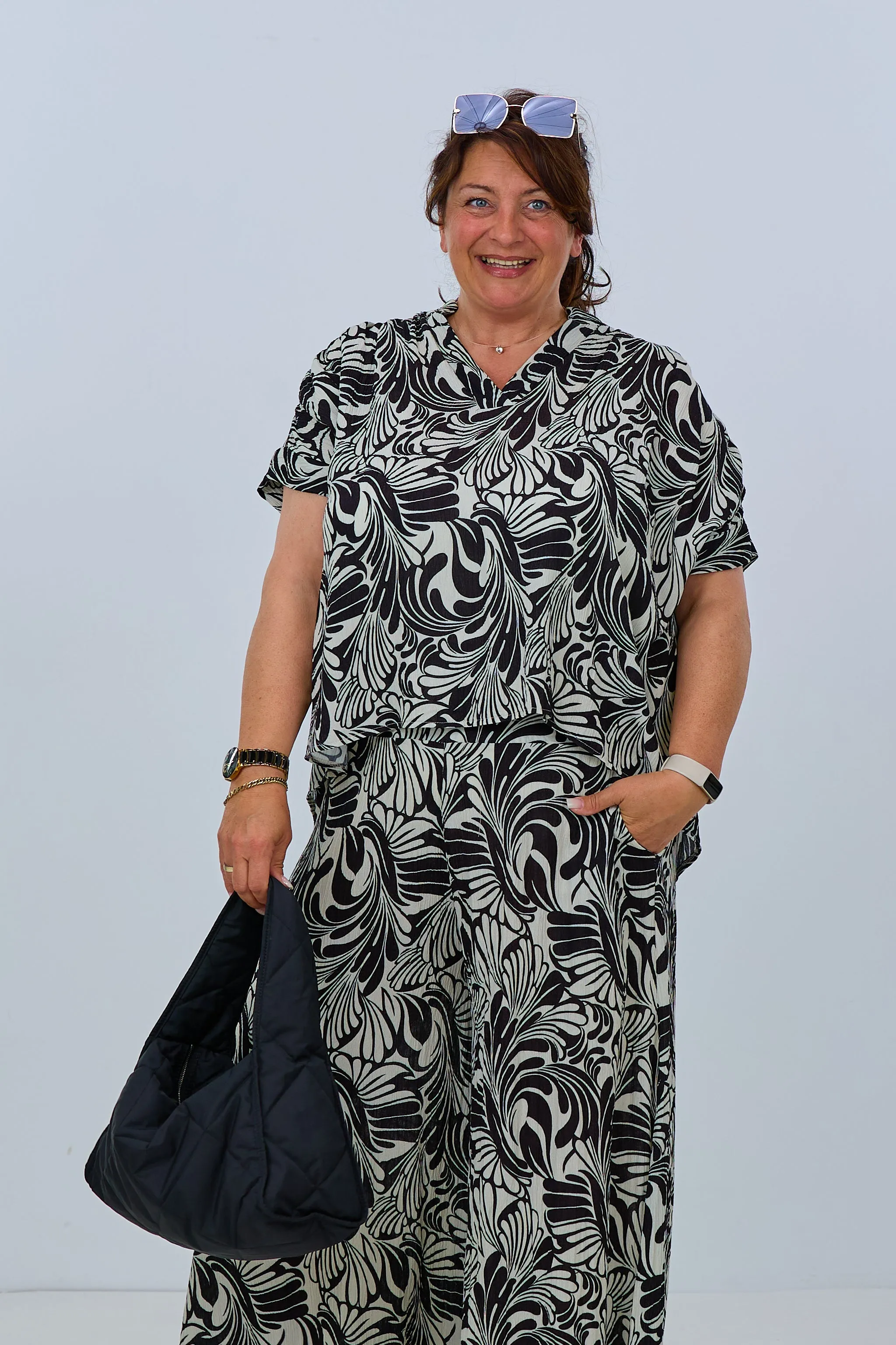 Crinkle Bluse mit tollem Muster, schwarz-creme