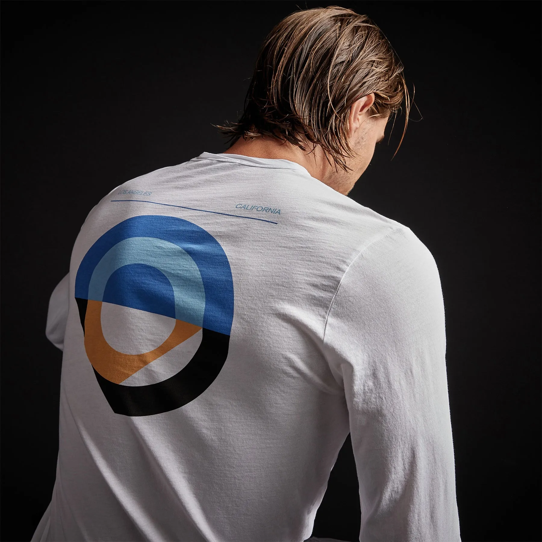 Long Sleeve Crew Neck Abstract Circle - White