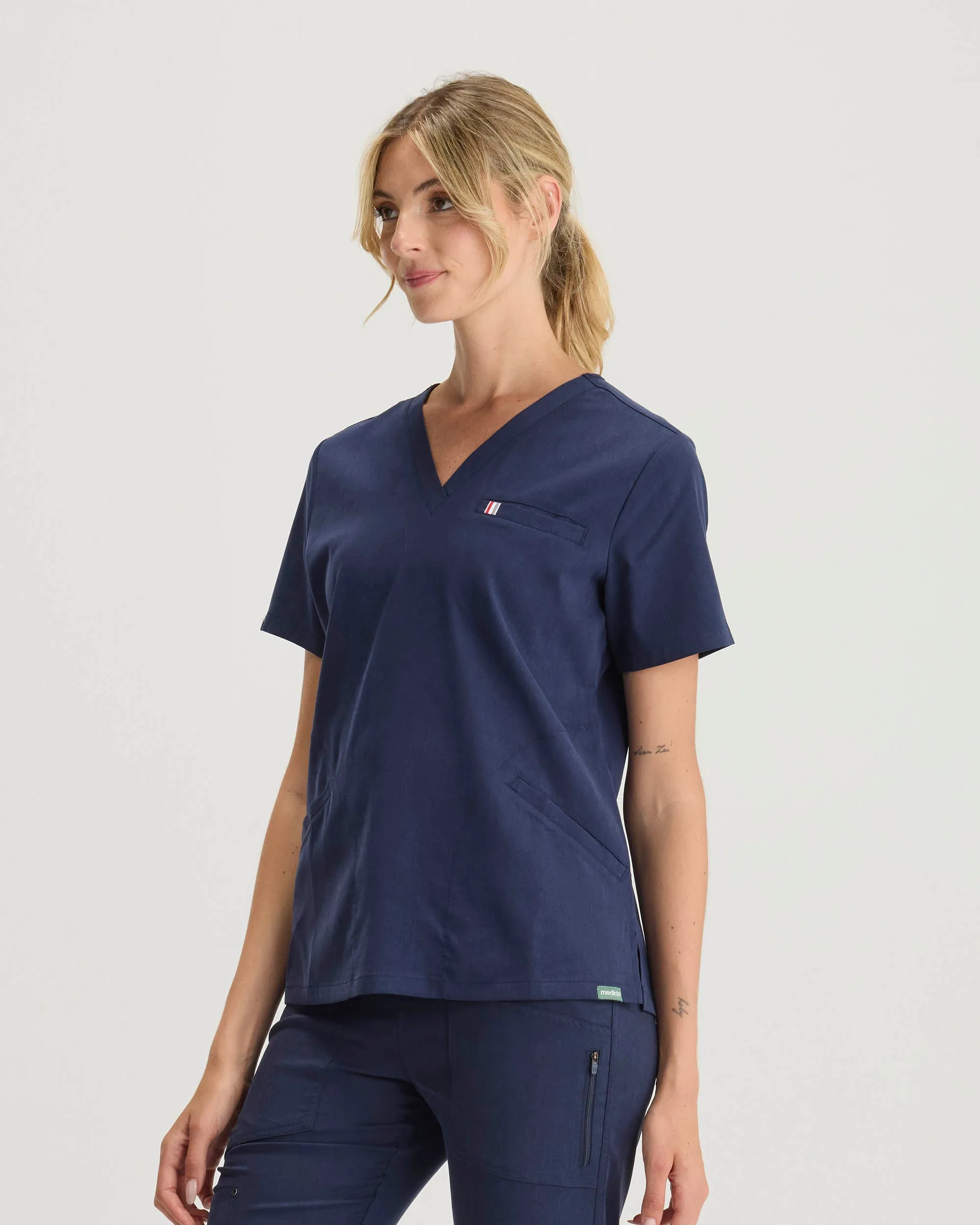 TENCEL™ Kauai‎ ‎ Slim Fit Scrub Top