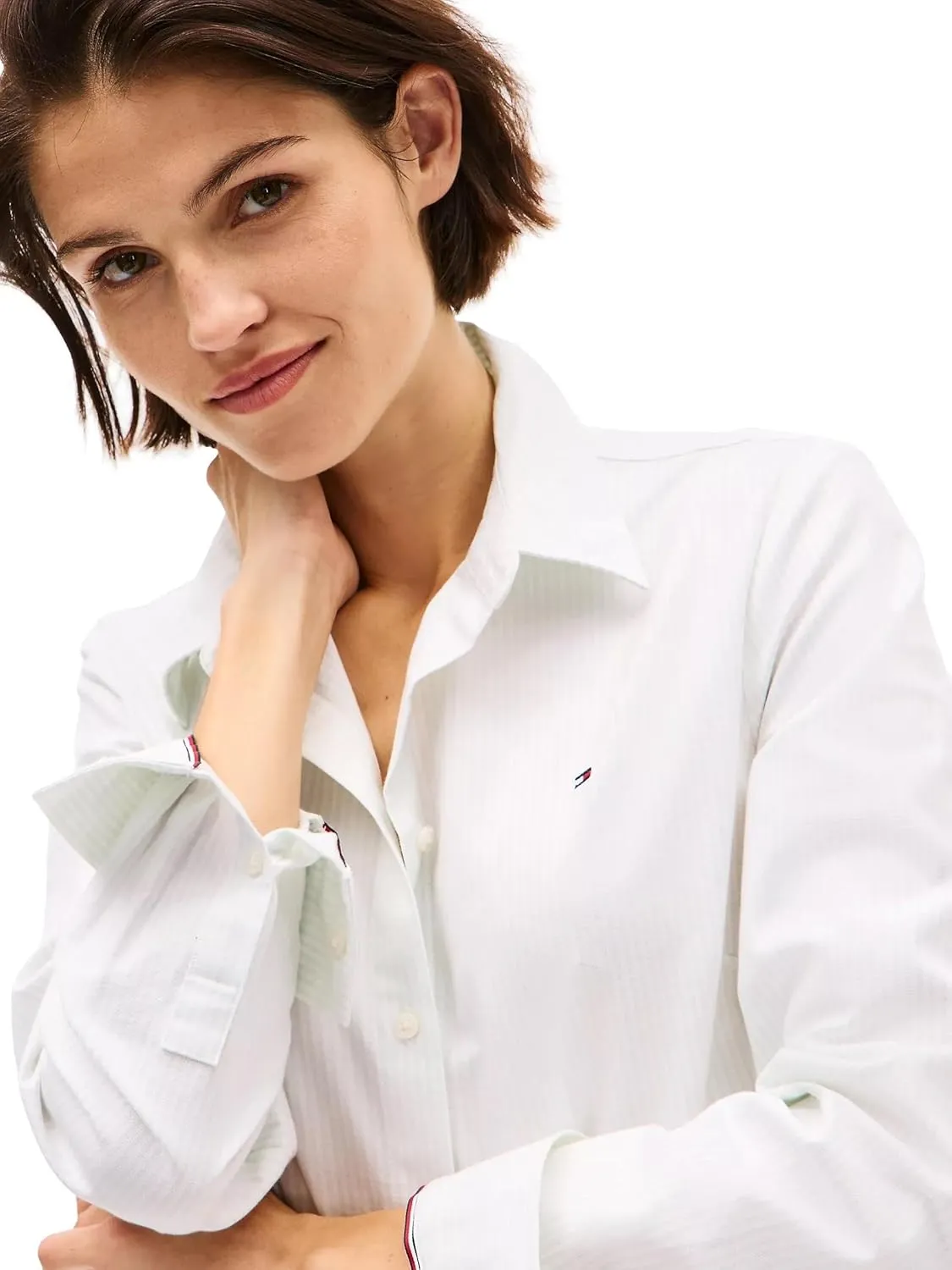 TOMMY HILFIGER Women's Regular Fit Stretch Cotton Long Sleeve Button Down Shirt Collection 2025